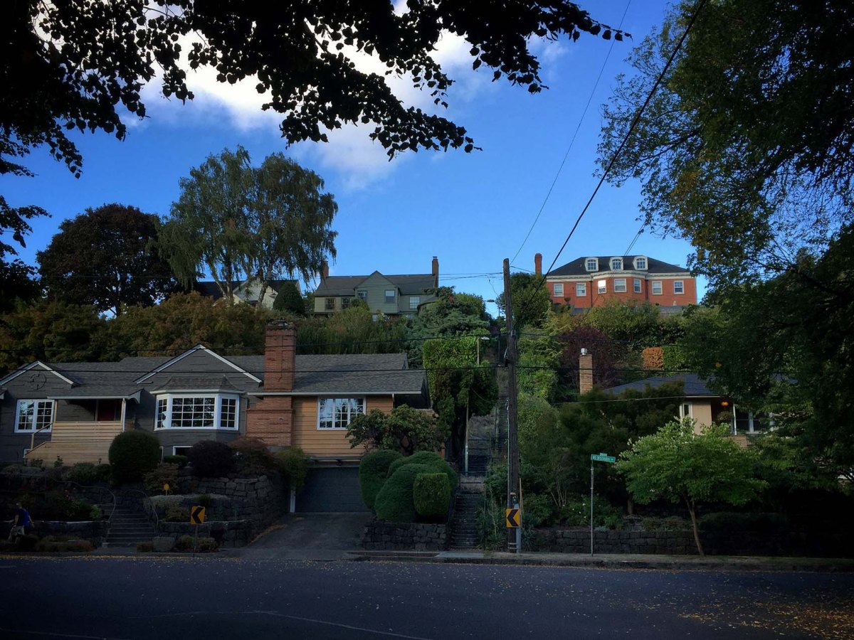 Alameda Ridge – BUS 75: HIDDEN PORTLAND